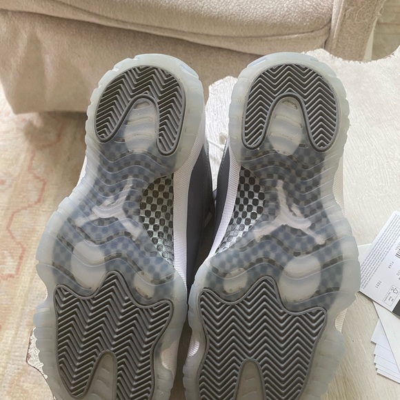 2018 Air Jordan 11 Retro Low Cool Grey - Picture 3 of 6